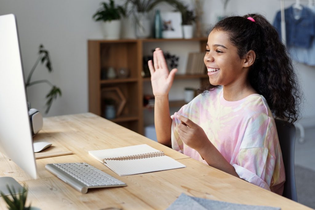 Social Media Monitoring Apps for Parents